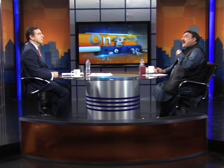 Tonight With Moeed Pirzada: An Exclusive Interview with Shiekh Rasheed !
